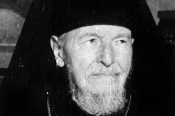 Se împlinesc 36 de ani de la trecerea la Domnul a arhim. Benedict Ghiuș, membru fondator al Rugului Aprins