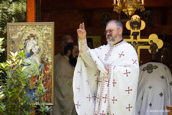 Sf. Luca al Crimeei a fost sărbătorit la Paraclisul Institutului Parhon: Mare ajutător, medic și chirurg de excepție