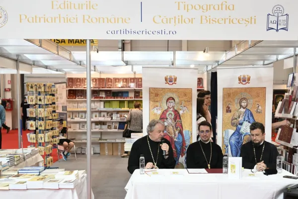 Volume apărute la Editurile Patriarhiei Române au fost lansate la Bookfest