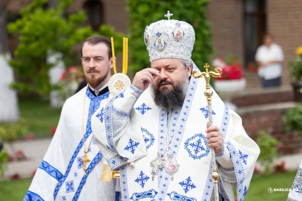 Mântuitorul Iisus Hristos vindecă mai întâi sufletul: PS Paisie Sinaitul la hramul Mănăstirii Plumbuita