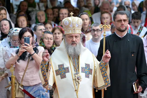 Vindecarea slăbănogului din Capernaum, lecție despre prietenie: PS Timotei Prahoveanul la Paraclisul Catedralei Naționale