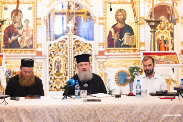 La Mănăstirea Cernica a avut loc deschiderea simpozionului dedicat Rugului Aprins și părintelui Andrei Scrima