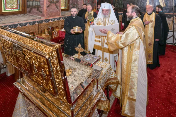 Patriarhul Daniel a sfințit racla cu moaștele Sfintei Maria Brâncoveanu și ale fiilor ei, Ștefan și Matei