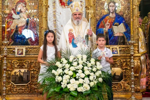 Patriarhul Daniel, la început de an școlar: Copiii și tinerii sunt daruri ale lui Dumnezeu pentru familie, Biserică şi popor