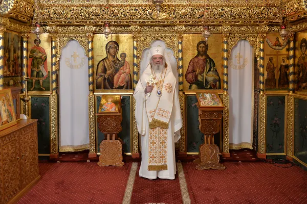 Patriarhul Daniel: Sărbătoarea Schimbării la Față ne arată că omul nu este făcut pentru mormânt, ci pentru cer