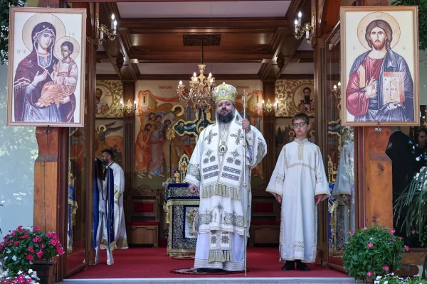 PS Paisie Sinaitul despre Sf. Ioan Iacob de la Neamț: Este mare făcător de minuni şi rugător pentru neamul românesc