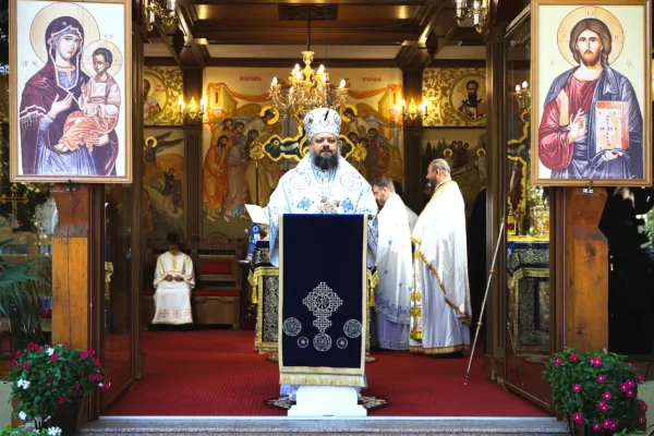 PS Paisie Sinaitul: În Maica Domnului vedem legătura cea mai intimă dintre Dumnezeu și umanitate