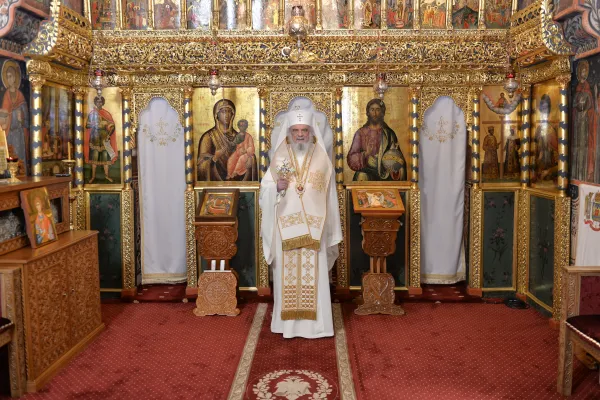 Să unim rugăciunea cu viața curată și cu milostenia față de săraci, îndeamnă Patriarhul Daniel