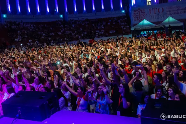 ITO București 2026 a debutat cu un concert: Un spațiu în care credința și bucuria tinerilor pot fi împreună