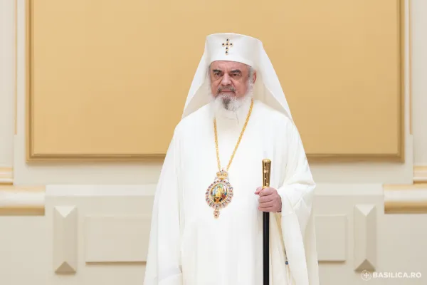 Patriarhul României transmite un mesaj de binecuvântare și încurajare la început de an universitar