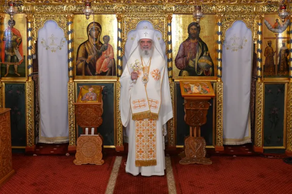 Patriarhul Daniel: Domnul Hristos ne învață că numai omul bun și milostiv se manifestă ca fiind creat după chipul lui Dumnezeu