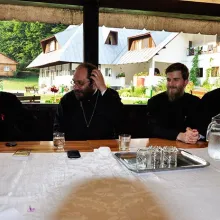 Doua vietuitoare din obstea Manastirii Christiana din Bucuresti au imbracat schima monahala