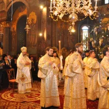 Hotărârea Sfântului Sinod privind slujba din noaptea de Anul Nou şi citirea molitfelor Sfântului Vasile cel Mare