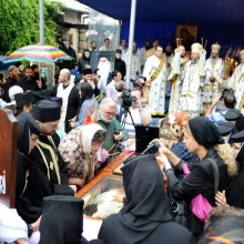 Duhovnici români trecuţi la Domnul