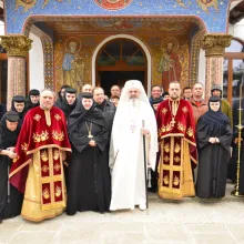 Patriarhul României la Mănăstirea Ţigăneşti