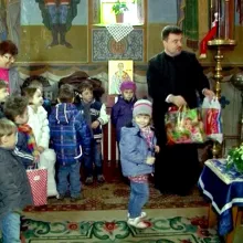 Acțiune filantropică în cadrul Programului "Școala altfel"