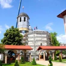 Turle noi pentru biserica afectată de incendiu