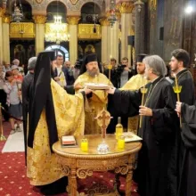 Slujbă de pomenire la Patriarhie pentru victimele accidentului din Muntenegru