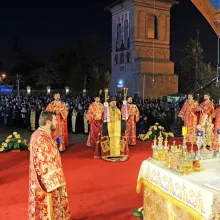 Slujba Privegherii la sărbătoarea Sf. Mare Mc. Dimitrie - Izvorâtorul de Mir, la Patriarhie
