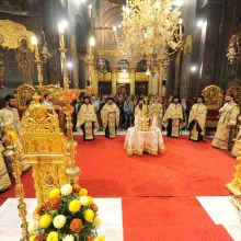 Slujba Privegherii în cinstea Sfintei Cruci şi a Sf. Împăraţi Constantin şi mama sa Elena, la Patriarhie