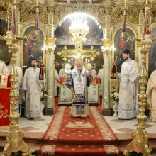 Sfinţii Trei Ierarhi sărbătoriţi de teologii bucureşteni