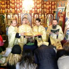 Preoţi din Protoieria Câmpina în vizită la Penitenciarul Târgşor