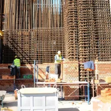 Efectiv sporit de muncitori pe şantierul Noii Catedrale