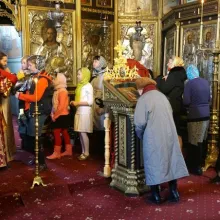 Liturghie în slavonă şi română la Bucureşti