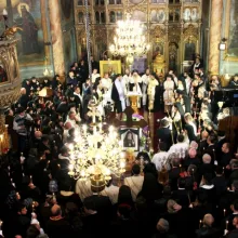 UN MONAH DINAMIC ŞI UN PĂSTOR HARNIC