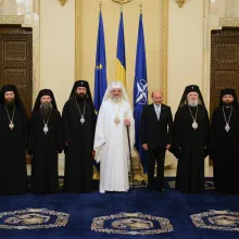 Nouă ierarhi români decoraţi la Cotroceni