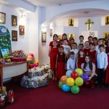 Lumea minunată a copilăriei Duminică, 1 iunie 2014 , la Centrul de zi pentru Copii ”Sf. Mc. Sofia” al Arhiepiscopiei Bucureștilor din str. Scaune nr. 2-4,  a avut loc evenimentul socio-cultural ”Lumea minunată a copilăriei”, având ca obiectiv marcarea Zil