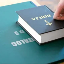 Societatea civilă creştină salută protocolul încheiat între Ministerul Educaţiei Naţionale şi Patriarhia Română