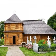 Frumuseţea şi demnitatea unei biserici restaurate