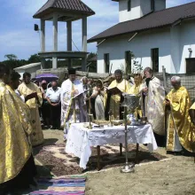 Piatră de temelie pentru o biserică în Voluntari