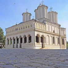 Programul slujbelor la Catedrala Patriarhală de sărbătoarea „Adormirii Maicii Domnului”