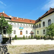 Arhiepiscopia Bucureştilor alături de elevii din familiile sărace sau defavorizate