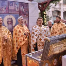 Pelerini la moaștele Sfântului Ciprian