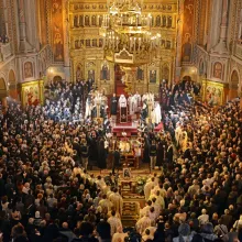 Înaltpreasfinţitul Părinte Mitropolit Nicolae Corneanu a fost înmormântat