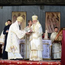Patriarhul României a oferit Mănăstirii Hurezi un fragment din moaştele Sf. Constantin Brâncoveanu