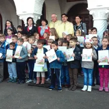 Daruri pentru elevii din Parohia Poiana Comarnic, Prahova