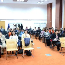 Dezbateri şi consfătuiri cu profesorii de religie din Capitală