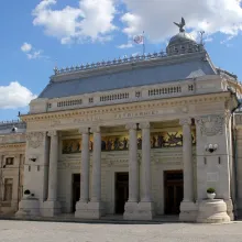 Respectul faţă de oamenii politici nu este un parteneriat partinic