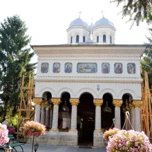 Moaşte ale Sfintei Muceniţe Ecaterina la Biserica „Maica Precista“ din Ploieşti