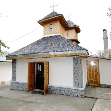 Forţa rugăciunii într-o biserică a Sfântului Nicolae
