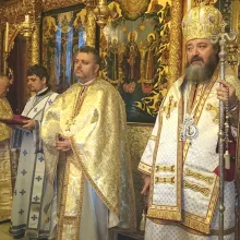 A fost sfinţită catapeteasma Bisericii „Sfântul Gheorghe“-Nou
