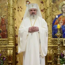 Hristos unește timpul cu veșnicia şi binecuvintează trecerea anilor