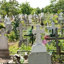 Grija Bisericii pentru cei trecuţi la Domnul