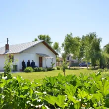 Un centru ocrotit de Sfinții Apostoli Petru și Pavel