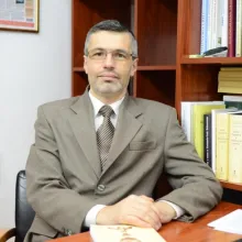 Reflecții asupra omului cu rost și fără rost