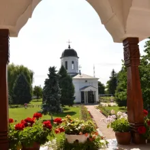 Schimonahia Melania Toma, opt decenii de despătimire și șlefuire a sufletului